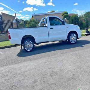 Frais propre utilisé Toyota Hilux meilleur prix automatique conduite à gauche à droite en stock à vendre - Product Image 1