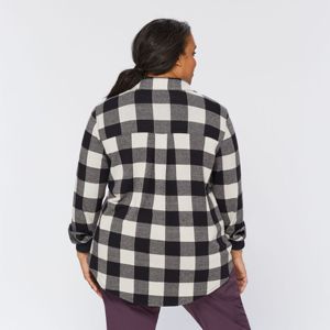 Fabrication sur mesure OEM Chemise en flanelle grande taille pour femmes, confortable et élégante pour un usage quotidien - Product Image 4