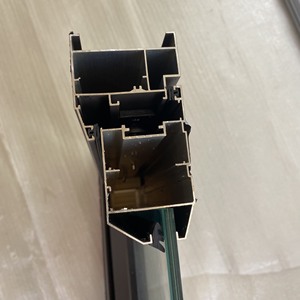 Song Hong cadre de porte et fenêtre en aluminium 6063 T5 - Product Image 3