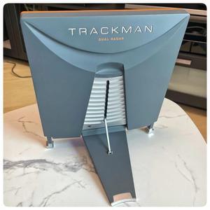 เครื่องวัดการตีลูกกอล์ฟ TrackMan 4 รุ่นใหม่ / เครื่องจำลองการเล่นกอล์ฟแบบเรดาร์คู่ พร้อมอุปกรณ์เสริมครบชุด ของแท้ - Product Image 4