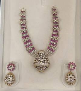 Conjunto de collar Kundan clásico Polki de lujo, Gargantilla nupcial de Latón chapado en oro para bodas, fiestas y compromisos - Product Image 2