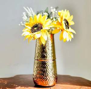 Jarrón de flores hecho a mano para decoración del hogar, jarrón decorativo de metal, jarrón dorado de acero, cantidad a granel de alta calidad, Vintage, único y moderno - Product Image 6