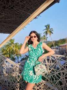 เดรสลำลองทรงเอไลน์ผ้ายืดสำหรับผู้หญิงชุดเดรสแบบสั้นนำเข้าจำนวนมาก - Product Image 4