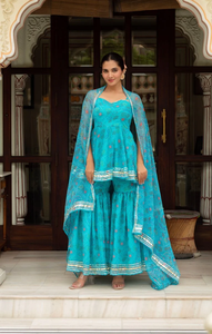 Conjunto Sharara de Algodón Azul Gulabi Galiyan con Dupatta de Georgette, Vestidos Casuales con Cintura Natural y Aberturas - Product Image 2