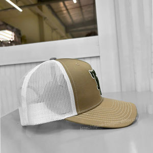 Casquette de camionneur haut de gamme Logo brodé en 3D personnalisé OEM Chapeaux de camionneur en tissu Gorras Bill incurvé Sports à la mode en plein air - Product Image 4