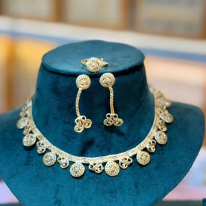 Elegant Gold-Plated <b>leaf</b> Choker Necklace Set Matching Earrings Women's Daily Imitation <b>Jewelry</b> Model 23131 Featuring Rope - Product Image 1