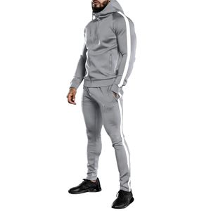 Vêtements de sport pour hommes personnalisés survêtement ajusté de sport ajusté noir vêtements de sport survêtement de sport vierge deux pièces écologique pour l'hiver - Product Image 2