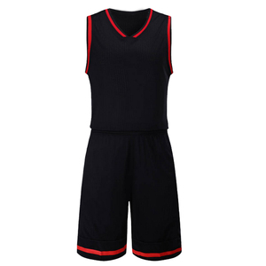 Conjunto de camiseta de baloncesto reversible personalizado para hombre Ropa deportiva transpirable Logotipo impreso Envío rápido Opciones de talla grande incluye - Product Image 4