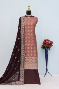 Costume Vichitra Salwar de qualité supérieure avec broderie de diamants Fournisseur indien exportateur de vêtements indiens pakistanais à bas taux - Product Image 6