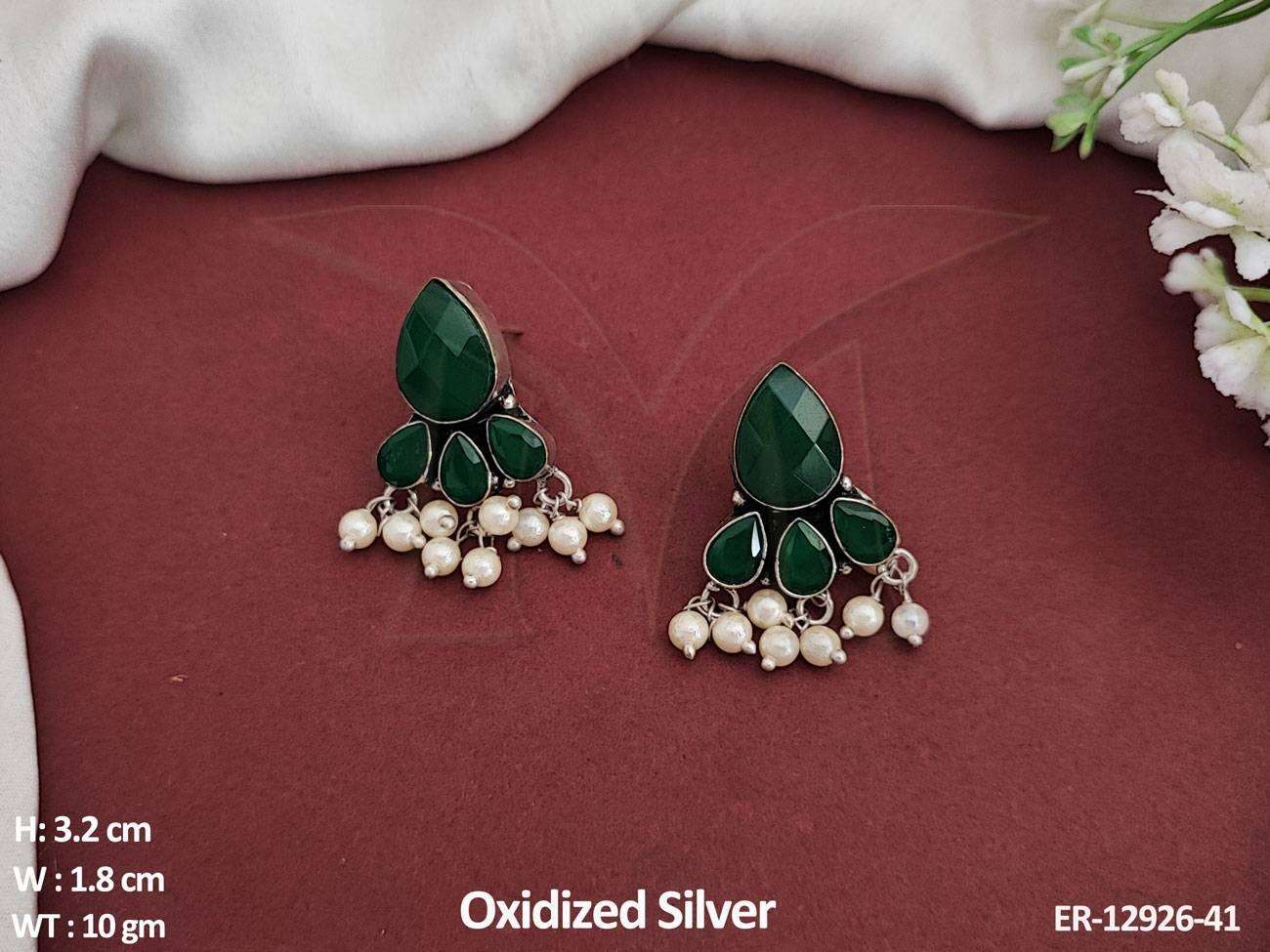 สีเขียว