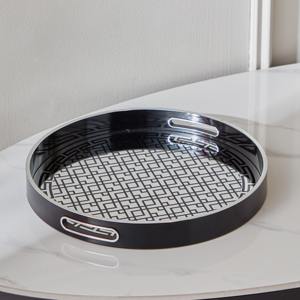 Bandeja de Servicio de Esmalte Metálico Duradera, Construcción de Alta Calidad para Uso en el Hogar, Hoteles y Restaurantes - Product Image 3