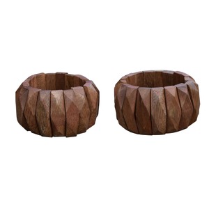 Pulsera de madera natural hecha a mano, regalo perfecto para mujeres para fiestas de uso diario y ocasiones especiales - Product Image 1