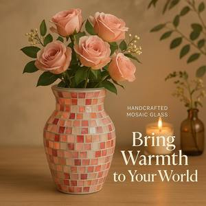 Jarrón de Vidrio Mosaico Rosa Moderno, Ecológico y Hecho a Mano - Product Image 6