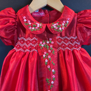Robe brodée à la main en lin doux pour bébé fille Style décontracté pour le premier anniversaire des tout-petits OEM Made in Vietnam - Product Image 4
