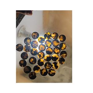 Botones de bocina de alta calidad al mejor precio para procesamiento de prendas Técnicas de punto no tejidas Paños de limpieza para manualidades de camisas - Product Image 1