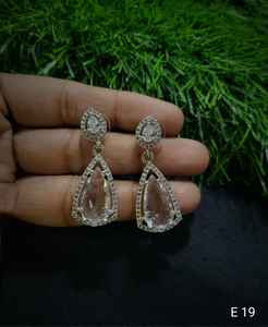 BOUCLES D'OREILLES DE STYLE CLASSIQUE DE DIAMANT AMÉRICAIN TRADITIONNEL ET À LA MODE PLAQUÉ-BOUCLES D'OREILLES DE CADEAUX D'ANNIVERSAIRE ET DE NOËL - Product Image 6