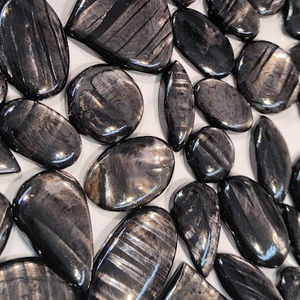 Lote al por mayor de hiperstena natural de alta calidad, cabujón opalescente, formas variadas, diseño para envoltura de alambre y joyería - Product Image 1