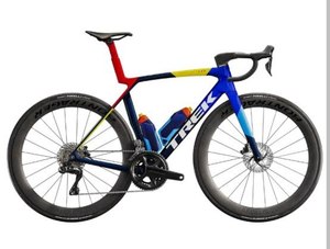 Bicicleta de carretera Trek Madone SLR 7 Gen 8 - Product Image 2