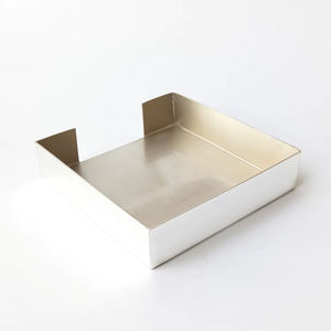 Bandeja Porta Servilletas Cuadrada Plateada Moderna y Duradera de Primera Calidad para Accesorios de Mesa de Fiesta de Navidad, Suministro al por Mayor, Fábrica India - Product Image 2