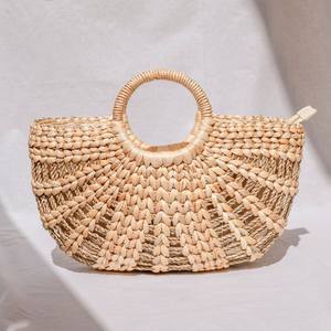 Bolso de mano ecológico con logotipo personalizado para mujer, bolsa de compra de jacinto de agua, de paja a la moda con asas - Product Image 3