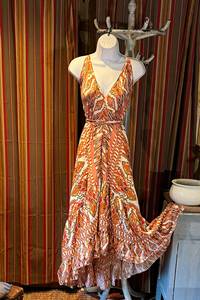 ชุดเดรสแม็กซี่สำหรับผู้หญิงมาใหม่เป็นมิตรต่อสิ่งแวดล้อมชุดเดรสยาวสไตล์ยิปซีสไตล์โบฮีเมียนแขนกุดเปิดหลังแต่งระบายผ้าทอลายแฟนซี - Product Image 2