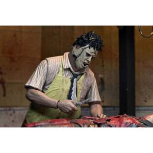 ชุดฟิกเกอร์แอคชั่นหนังหนังหนังสือป่าจาก Texas Chainsaw Massacre คุณภาพดี ผลิตจาก PVC ของเล่นการ์ตูน สภาพใหม่ บรรจุในกล่อง - Product Image 2