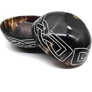 Bol de service élégant et moderne en corne de buffle pour la nourriture et la décoration, fabriqué à la main en Inde, vaisselle jetable - Product Image 3