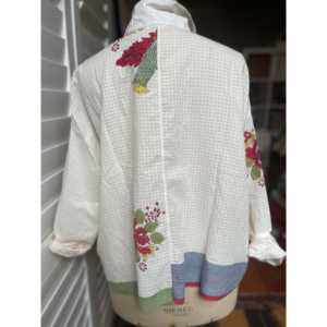 Blusa RASA 79 para Mujer, 100% Lino, Bordado a Mano, Estampado Floral, Diseño Floral Elegante, Uso Diario - Product Image 5