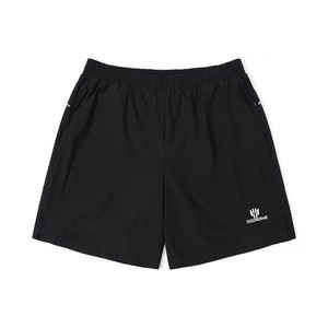 Pantalones cortos de gimnasio elásticos para hombre con control de humedad, tela de poliéster de secado rápido y pretina ajustable, suministro de fábrica OEM - Product Image 5