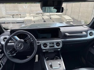 SUV 2024 Usado, Tracción en las Cuatro Ruedas, Interior de Cuero Gris, Gasolina, Volante a la Izquierda/Derecha, Euro IV - Product Image 3