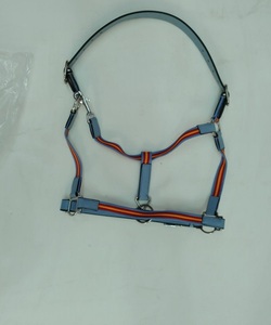 Licou de cheval rembourré équestre à logo personnalisé Excellente qualité PVC/Nylon étanche Style de selle anglaise Modèle anatomique réglable - Product Image 5