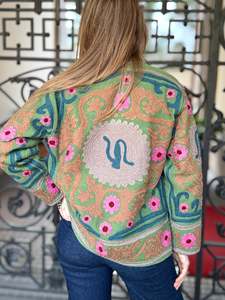 Chaqueta de Lona Acolchada con Bordado de Terciopelo Suzani, Color Verde, Otoño Invierno, Forro de Algodón Ecológico, Nueva Llegada, Corte Regular - Product Image 2