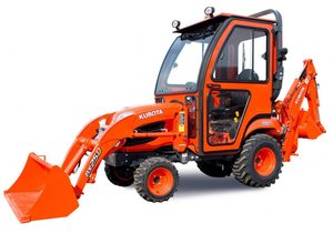 NUEVO Tractor de Jardín BX25D con Retroexcavadora, Motor Diésel de 25 HP, Tracción en las 4 Ruedas, Transmisión Hidrostática y Cargador de Acoplamiento Rápido - Product Image 2