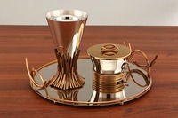 Brûleur d'arôme bakhoor en métal élégant pour un parfum d'intérieur paisible et une odeur douce relaxante