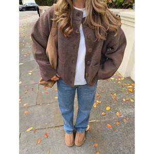 Cárdigan Casual de Invierno para Mujer, Color Marrón, con Apliques, Cuello con Lazo, Bordado y Encaje, Talla Grande, Transpirable, 100% Acrílico, Anti-Pilling - Product Image 3