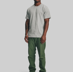 เสื้อยืดผ้าฝ้าย100% สีเทาคอกลมแบบลำลองผ้าเจอร์ซีย์เนื้อนุ่ม180กรัมมีโลโก้ตามสั่ง - Product Image 3