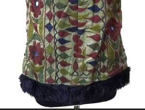 Chaquetas de piel verde sin mangas para mujer, chaqueta Bohemia con cuentas totalmente a mano, 2022 - Product Image 4