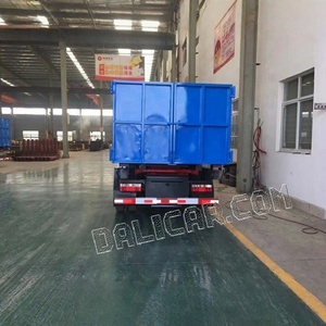 Factory Price Dongfeng 6 Wheels <strong>Small</strong> Hook Lift <strong>Truck</strong> 4x2 Detachable Carriage <strong>Garbage</strong> <strong>Truck</strong> - Product Image 6