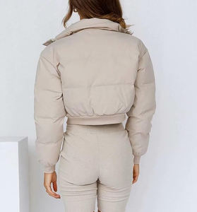 Veste courte matelassée en tricot pour femme, personnalisable, design tendance pour l'hiver, personnalisation complète - Product Image 4