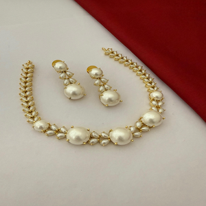 Ensemble de bijoux en laiton simple élégant de haute qualité-Collier et boucles d'oreilles de perles complètes pour les filles du collège et les vêtements de bureau - Product Image 5