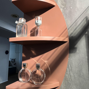 Mobile <span class=keywords><strong>Bagno</strong></span> Rosa Elegante 100% Made in Italy con Doppi Cassetti, Lavabo Integrato in Resina Colorata e <span class=keywords><strong>Specchio</strong></span> Coordinato - Product Image 4