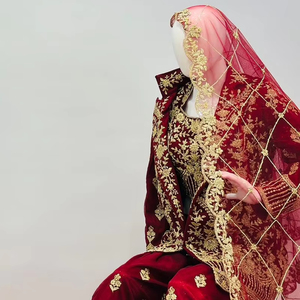 Colección de Bodas de invierno: traje de cuna de novia pesado completo con Net Lehenga, Dupatta, Stonework y Blazer en 5 diseños únicos - Product Image 1