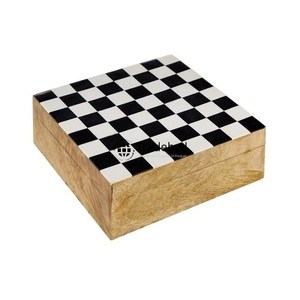 Caja de resina con incrustaciones hecha con materiales sostenibles Organizador de joyas elegante para la vida ecológica de Tradebyd - Product Image 1