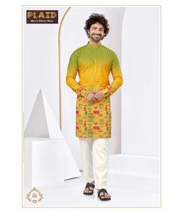 Kurta en soie douce complexe pour hommes avec broderie de fil pour des moments spéciaux d'Inde - Product Image 1
