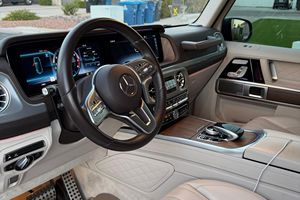 ใช้เครื่องยนต์ G550 Twin-Turbo V8 - Product Image 4