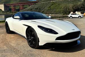 (F&3) Aston Martin DB11 AMR Usado del 2019 - Product Image 2
