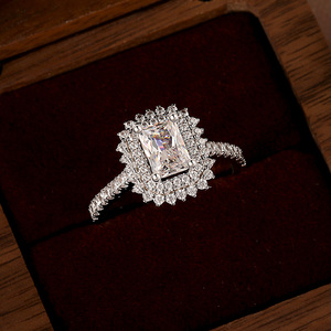 Bague de fiançailles Jeulia Platinum Double Halo Princess Cut Diamond - Promesse romantique - Product Image 5