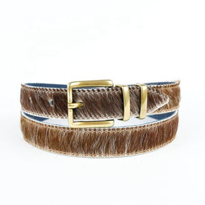 Ceinture Western en cuir véritable faite à la main avec du cuir naturel à poils, largeur 25 mm, boucle en cuivre - Pièce maîtresse Ceintures en cuir de vache à poils - Product Image 1