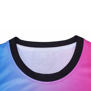 Uniforme de basket-ball de la meilleure qualité pour hommes, respirant, 100% polyester, fabriqué en Pakistan - Product Image 3