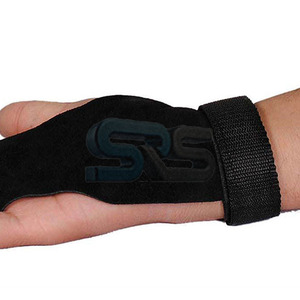 Gants de gymnastique en cuir réglables avec poignée antidérapante Gants d'entraînement croisés à 2 trous pour l'entraînement physique et l'haltérophilie - Product Image 6